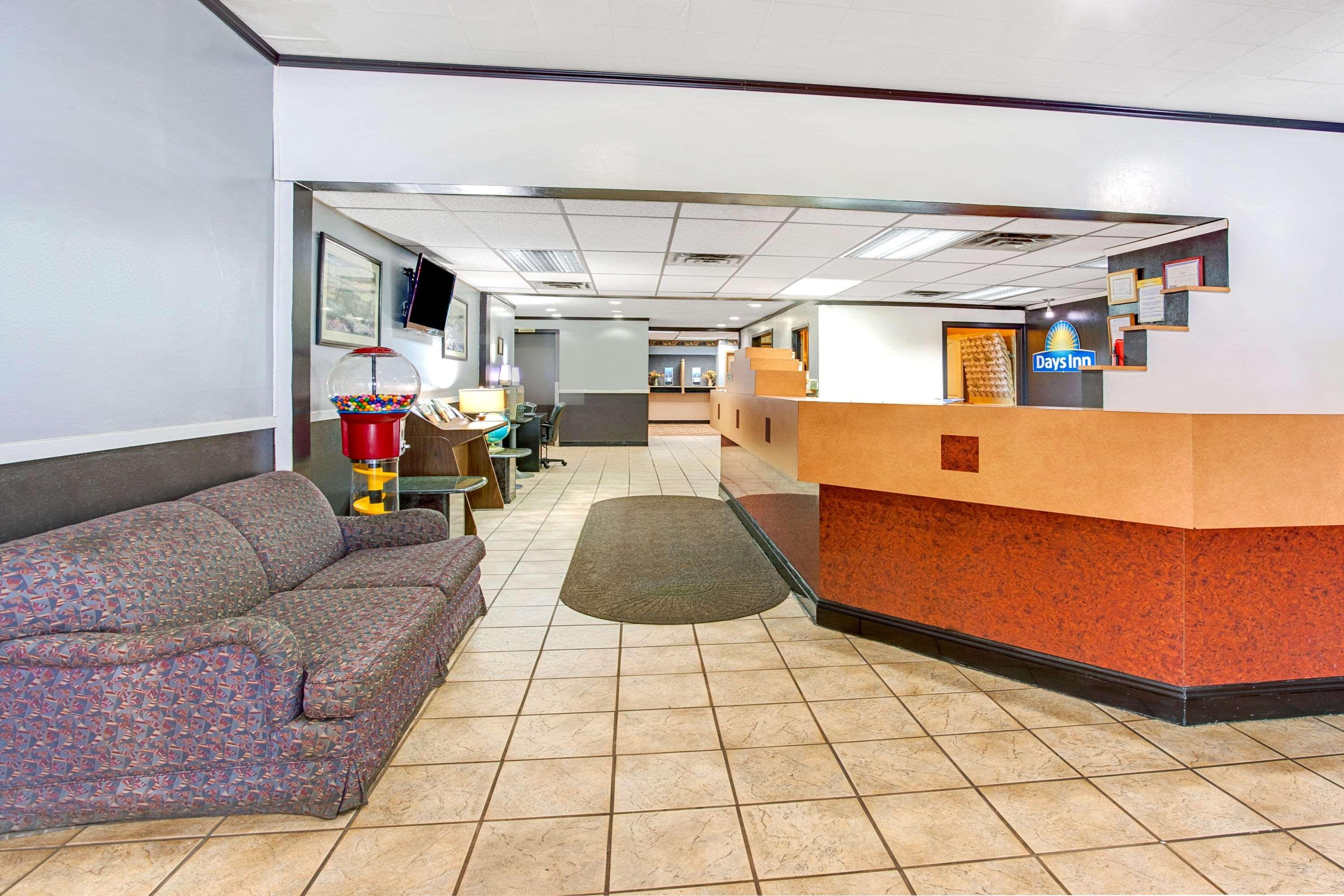 Days Inn By Wyndham Livonia Canton Detroit Zewnętrze zdjęcie