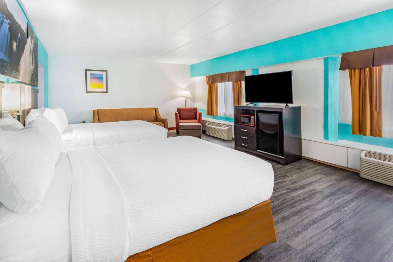 Days Inn By Wyndham Livonia Canton Detroit Zewnętrze zdjęcie